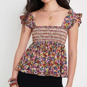 URBAN OUTFITTERS Top